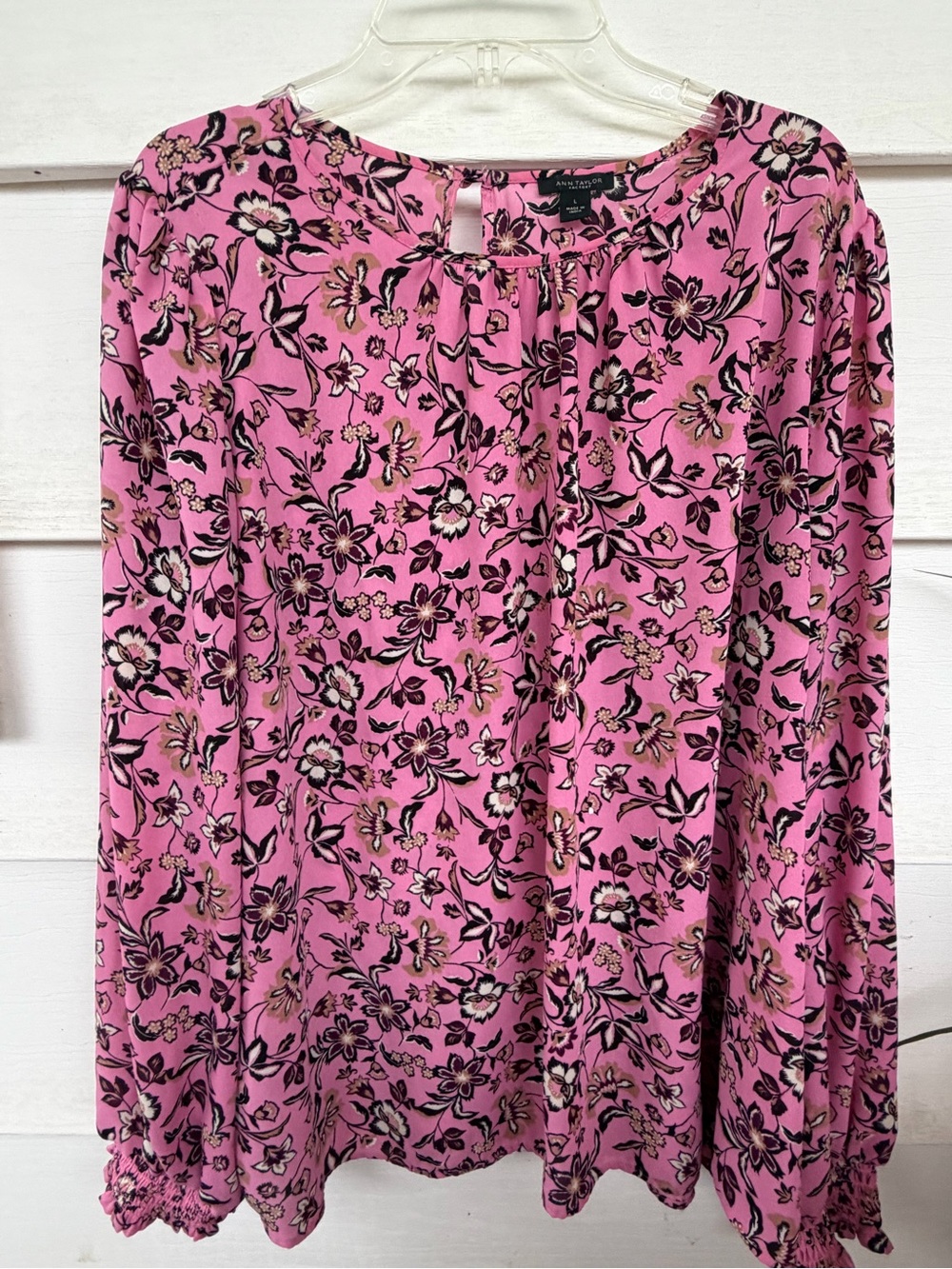 Ann Taylor Pink Floral Long Sleeve Blouse with Smocked Cuffs - Size Large